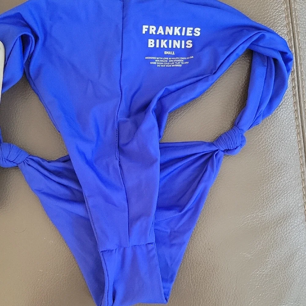 Frankies Bikini Carrie Bandue Top And Monica Bottom